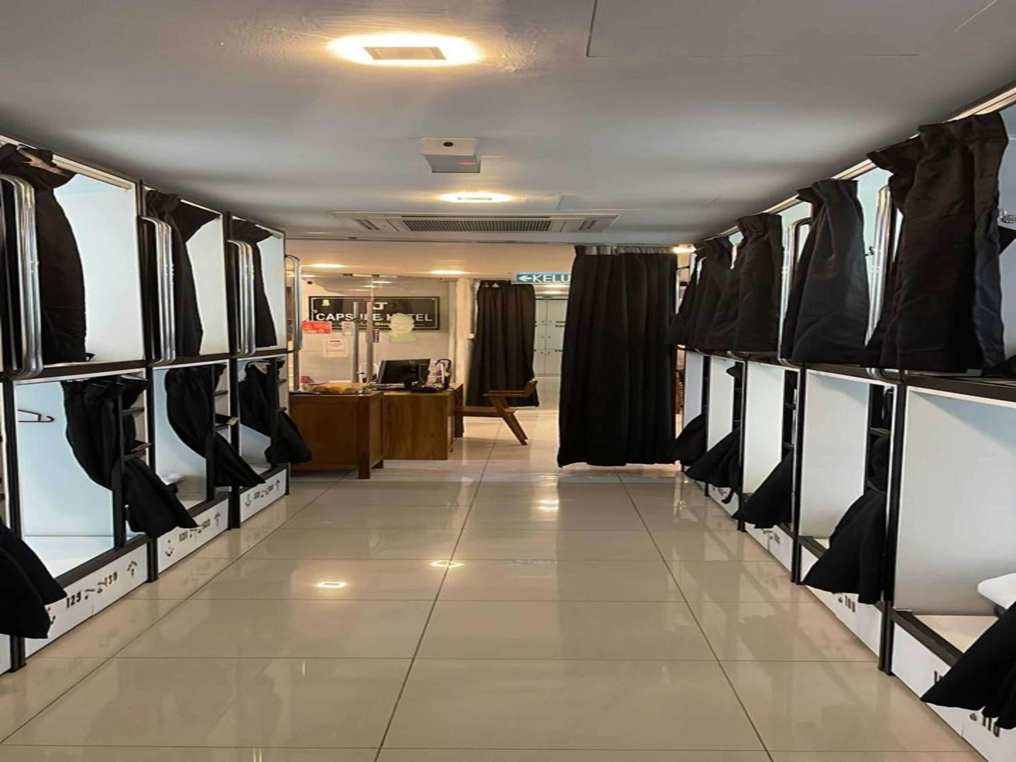 21 Capsule Bukit Bintang Hotel 2*