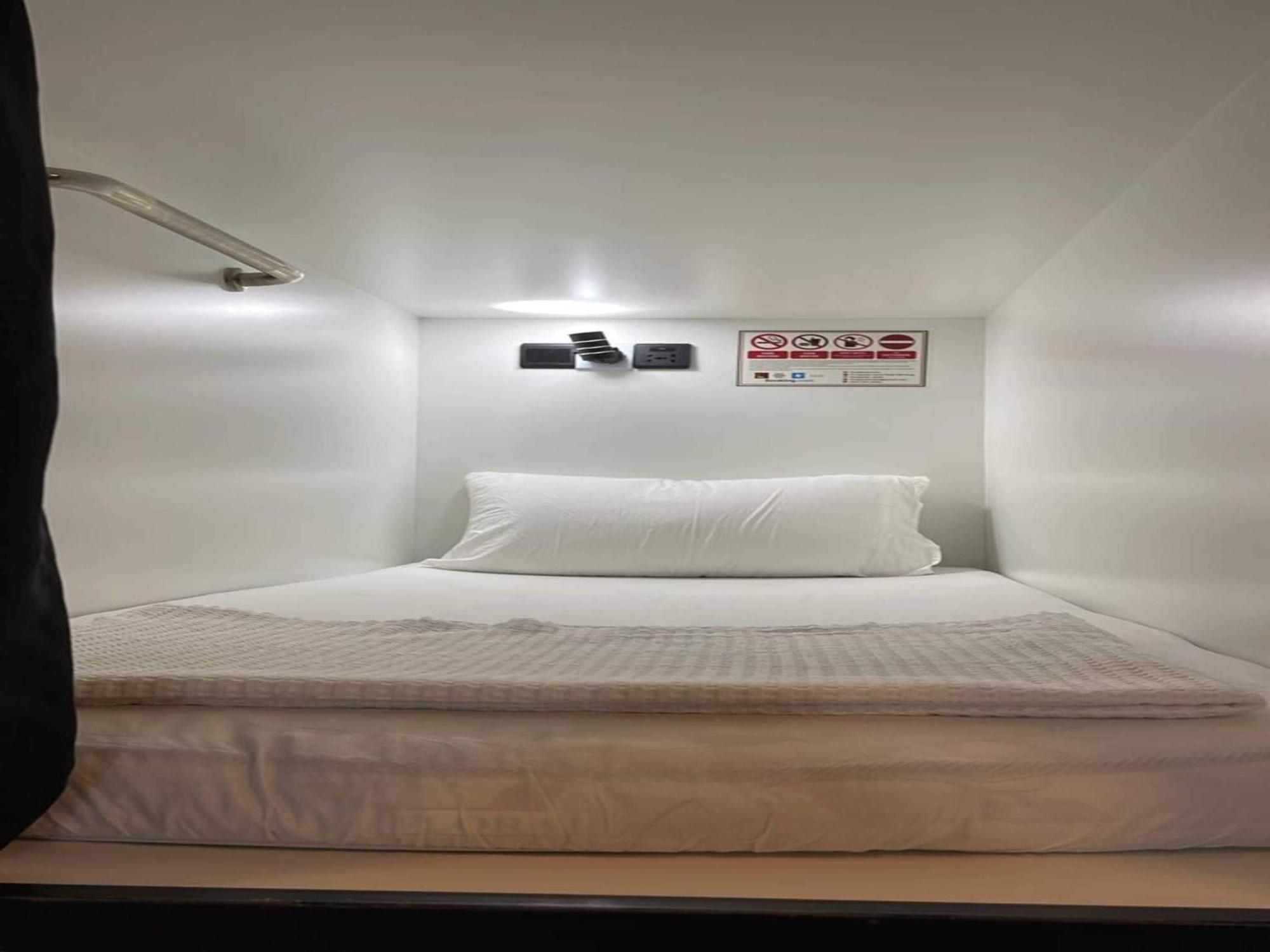 Oyo 91036 J Capsule @ Jalan Bukit Bintang Hotel