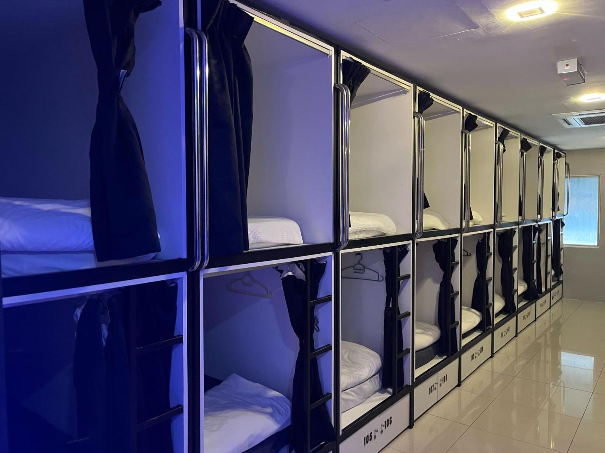 Hotel 21 Capsule Bukit Bintang 2*