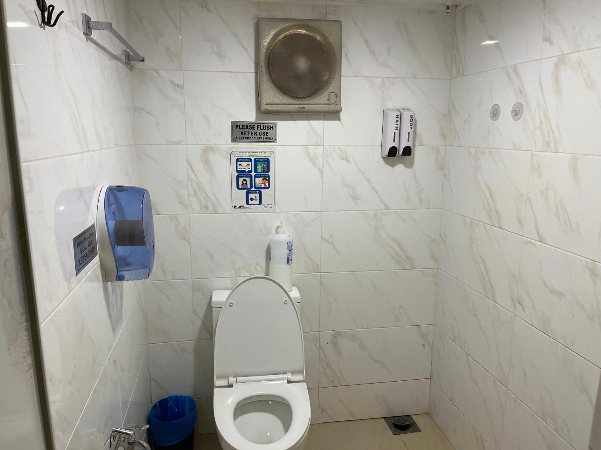 Oyo 91036 J Capsule @ Jalan Bukit Bintang